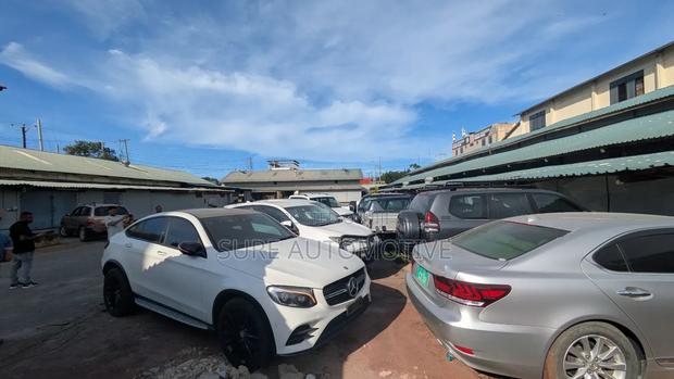 Mercedes-Benz GLC-Class 2016 Silver