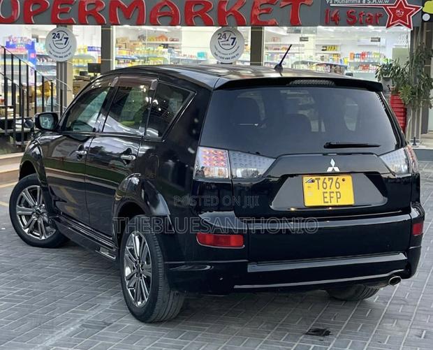 Mitsubishi Outlander 2009 Black