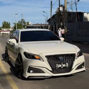 Toyota Crown 2018 White for sale