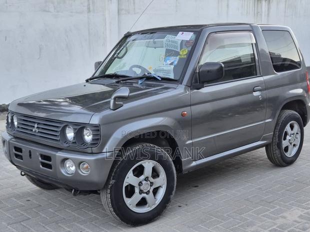 Mitsubishi Pajero Mini 2001 Gray