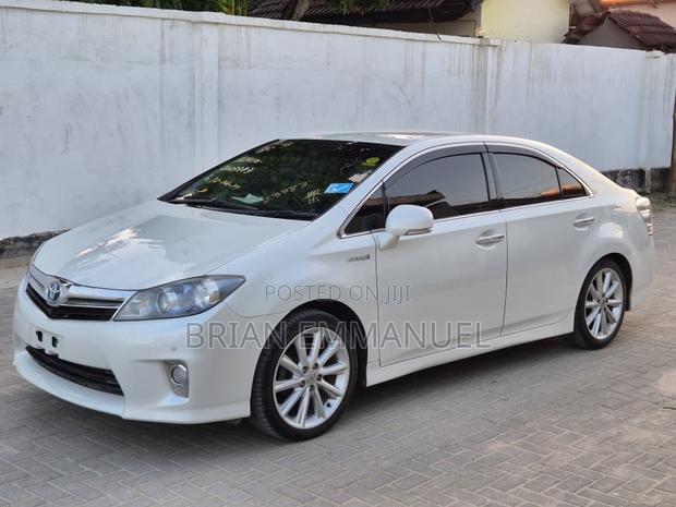 Toyota Sai 2.4 Hybrid FWD 2011 White