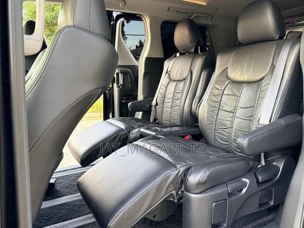 Toyota Alphard 2010 Black
