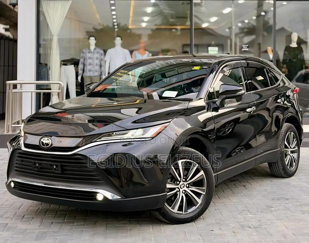 Toyota Harrier 2022 Black