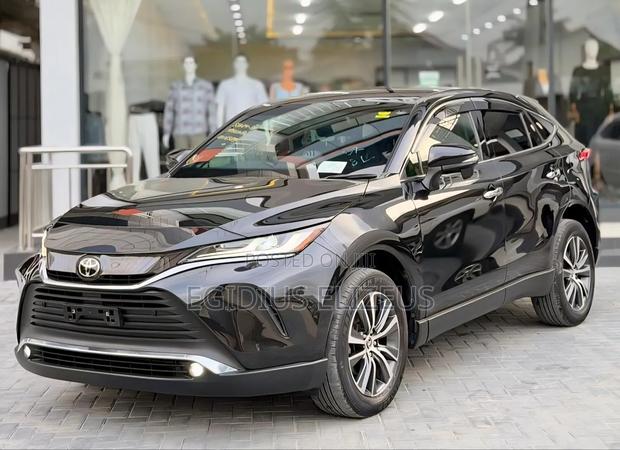 Toyota Harrier 2022 Black