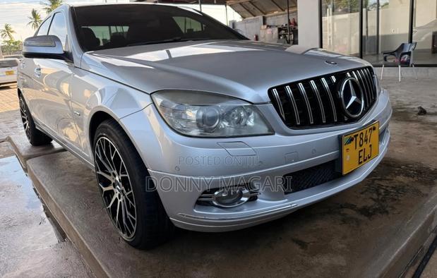 Mercedes-Benz C200 2008 Silver
