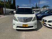 Toyota Alphard 2.4 Petrol FWD 2010 White for sale