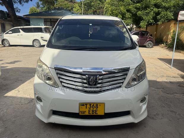 Toyota Alphard 2010 White