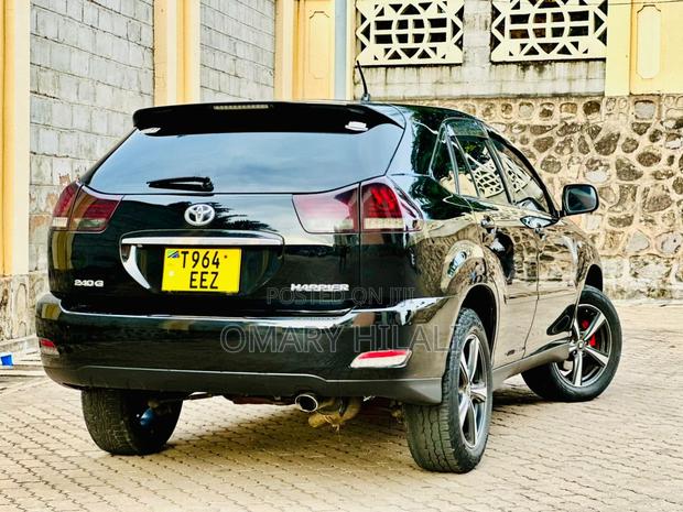 Toyota Harrier 2003 Black