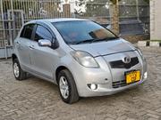 Toyota Vitz 2006 Silver for sale