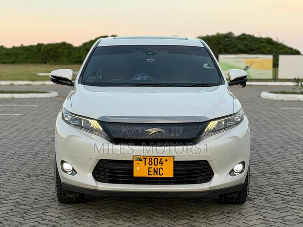 Toyota Harrier 2015 White