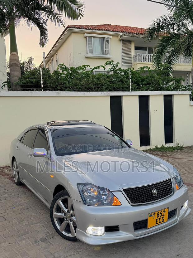 Toyota Crown 2007 Silver