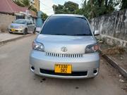 Toyota Porte 2004 Silver for sale