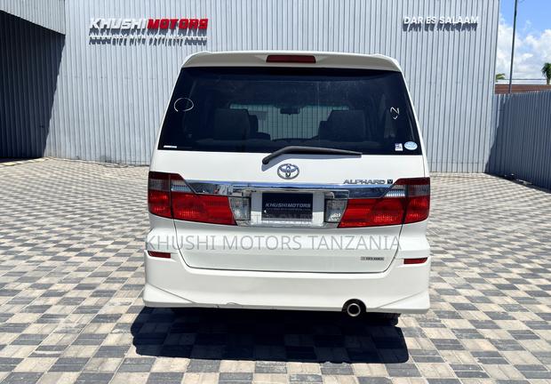 Toyota Alphard 2004 Pearl