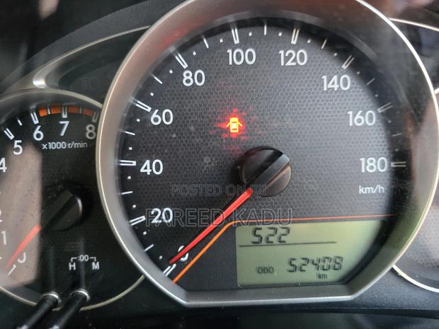 Toyota Ractis 2013 Silver