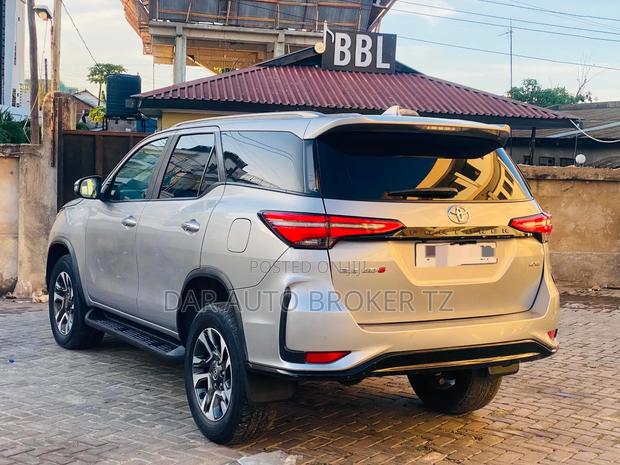 Toyota Fortuner 2024 Gray
