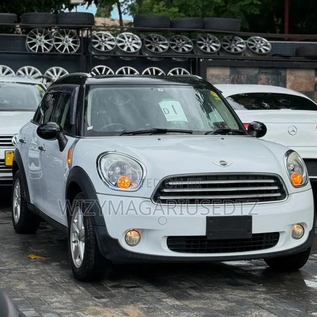 Mini Cooper 2013 Off white
