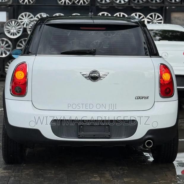 Mini Cooper 2013 Off white