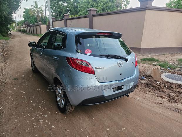 Mazda Demio 2010 Blue