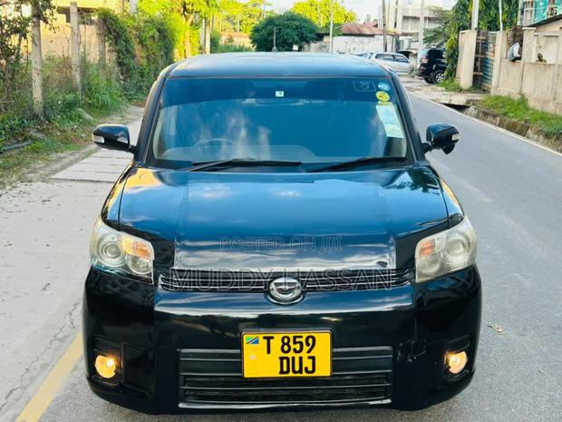 Toyota Corolla Rumion 2009 Black