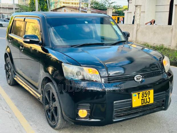 Toyota Corolla Rumion 2009 Black