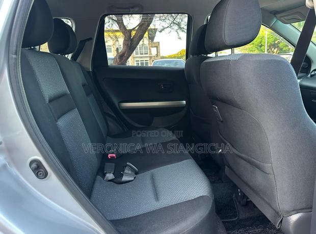 Toyota IST 2006 Silver