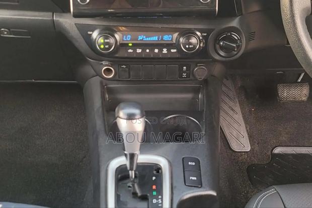 New Toyota Hilux Revo Double Cab Deisel 2.8 RWD 2017 Blue