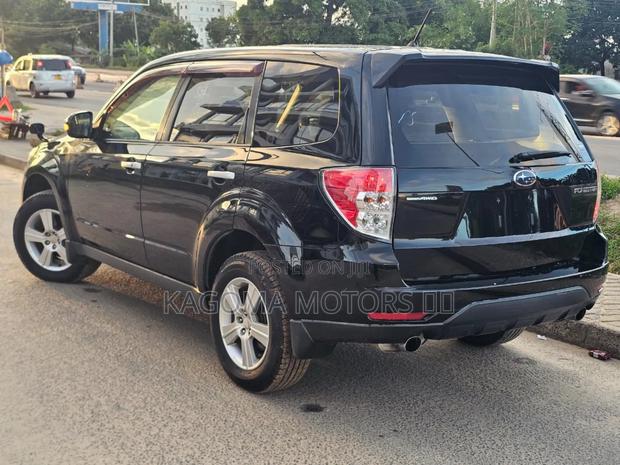 Subaru Forester 2011 Black