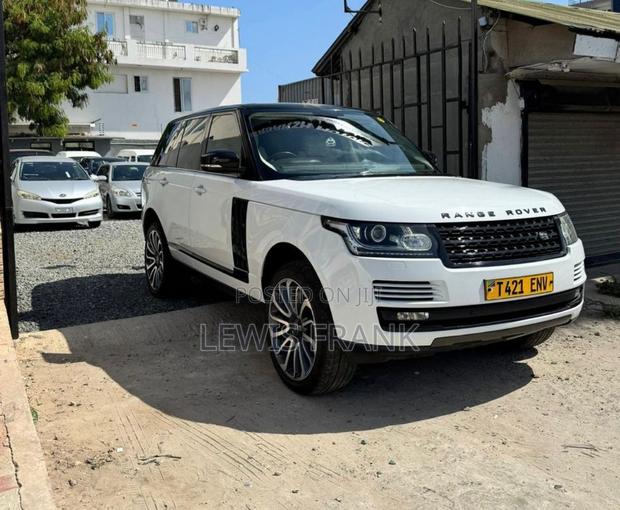 Land Rover Range Rover Vogue 2014 White