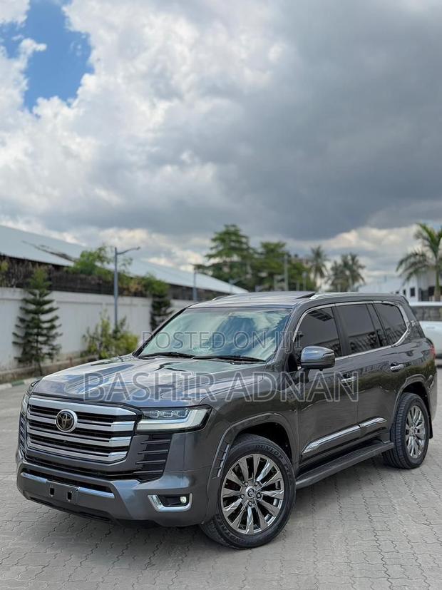 Toyota Land Cruiser 4.5 V8 TD STD 2010 Gray