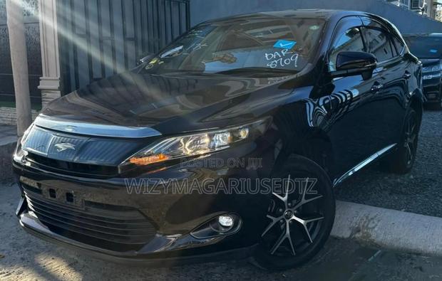 Toyota Harrier 2.0 2016 Purple