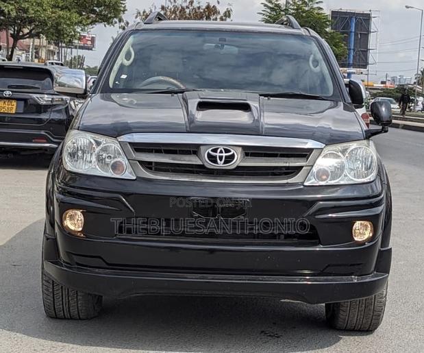 Toyota Fortuner 2007 Black