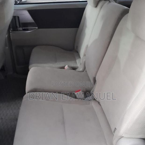 Toyota Noah 2008 White