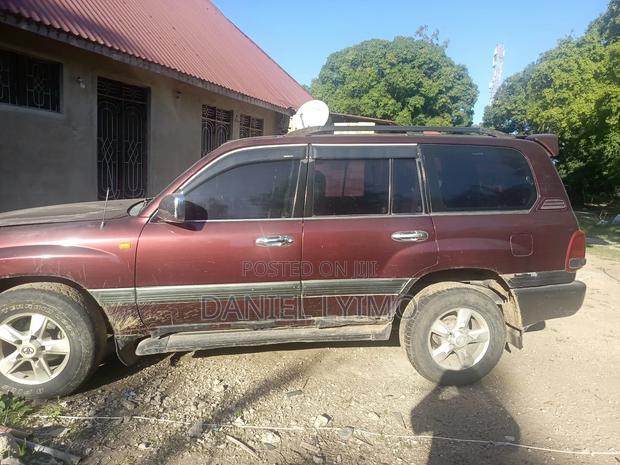 Toyota Land Cruiser 100 4.2 TD 2005 Red