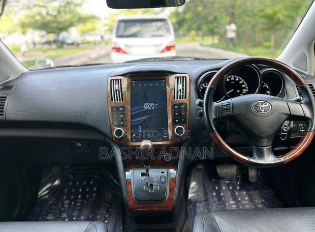 Toyota Harrier 2.4 2008 White