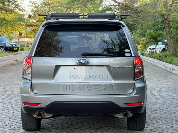 Subaru Forester 2009 Gray