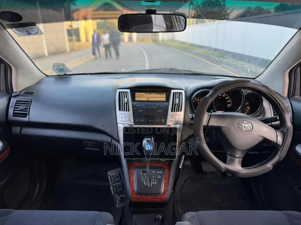 Toyota Harrier 2006 Black