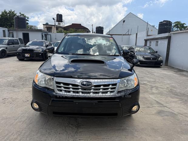 Subaru Forester 2.0D X 2011 Black