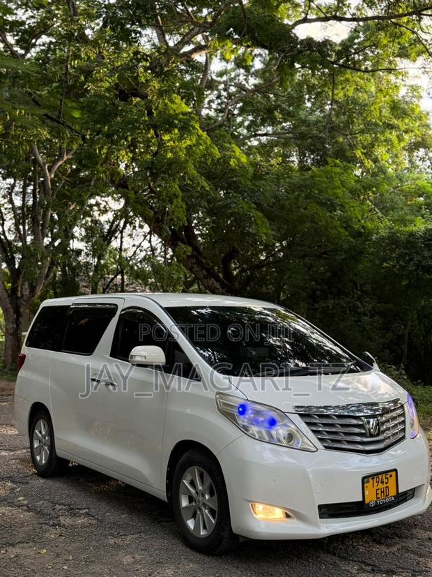Toyota Alphard 2011 White