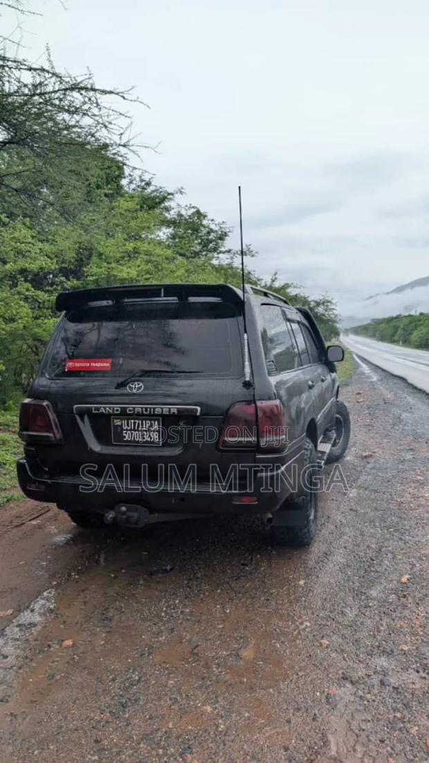 Toyota Land Cruiser 1994 Black