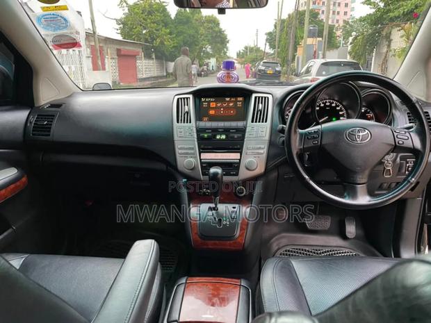 Toyota Harrier 2.4 2005 Black