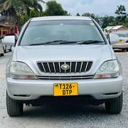 Toyota Harrier 2002 Pearl for sale