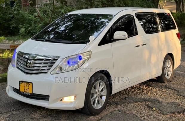 Toyota Alphard 2011 White
