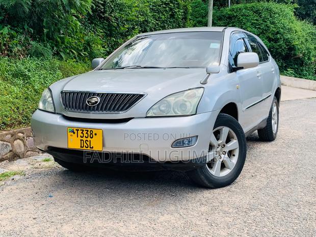 Toyota Harrier 2005 Silver