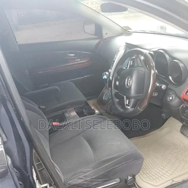 Toyota Harrier 2004 Black