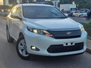 Toyota Harrier 2.0 2016 White for sale