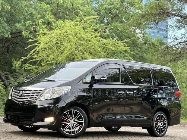 Toyota Alphard 2011 Black