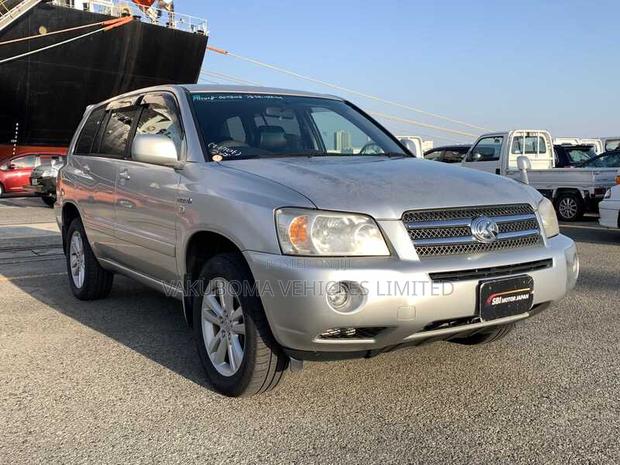 Toyota Kluger 2007 Silver