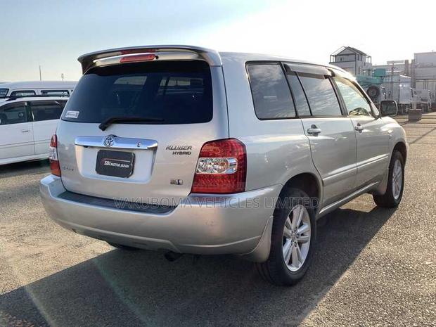 Toyota Kluger 2007 Silver