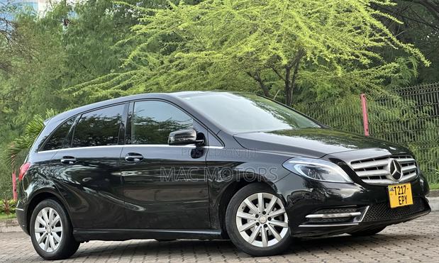 Mercedes-Benz B-Class B180 Petrol 2013 Black