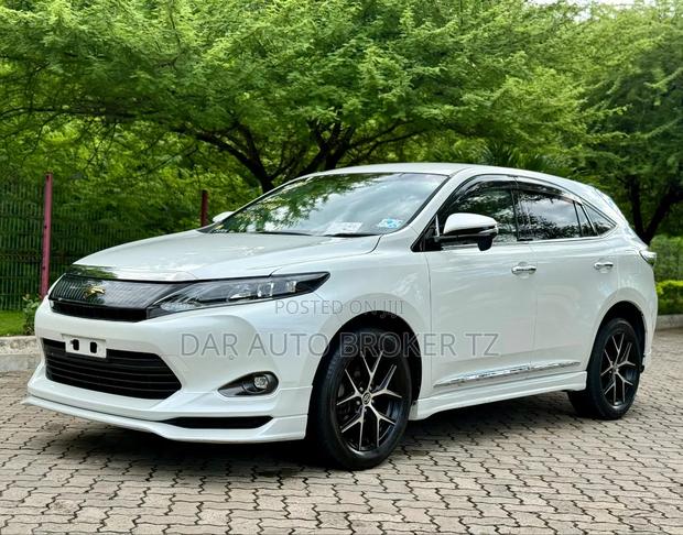 Toyota Harrier 2017 White